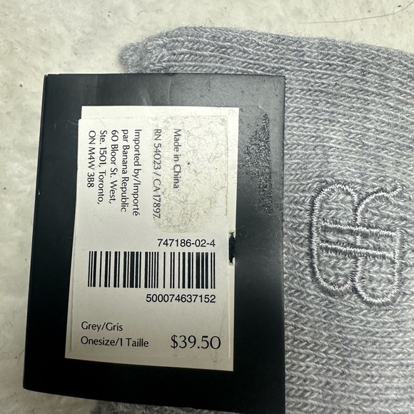 BANANA REPUBLIC CASHMERE BLEND SOCK - Picture 3 of 3